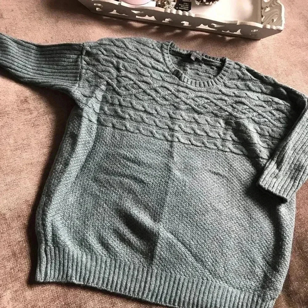 The Limited XS Green Oversized Sweater